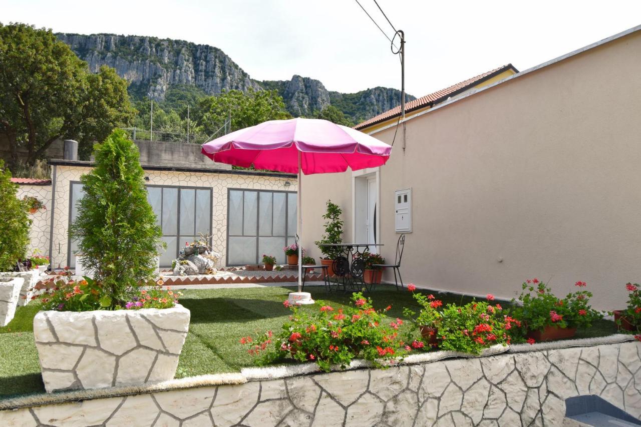 Vacation Home Vesna Bribir  Extérieur photo